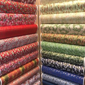 Back in stock! Over 40 patterns of beautiful handmade, silk-screened chiyogami paper. Just in time for your holiday gift wrapping and crafts!