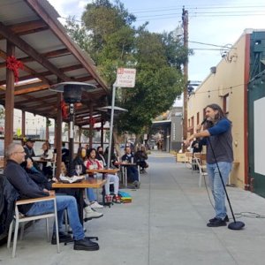 Reserve your table for 2 or more for lunch, drinks and a comedy show on Atlas's outdoor covid compliant parklet this Saturday, March 20, from 2:00 PM – 3:30 PM.