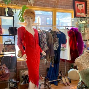 Happy Valentine’s Day❤️🌷

If you looking for the perfect dress for Valentine’s celebration or any kind of vintage clothing. Please stop by our shop!