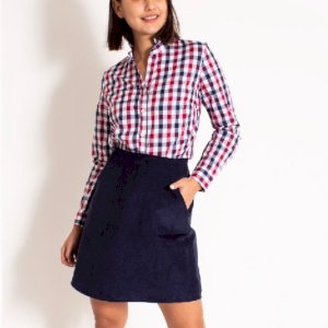 Daria is our best selling top! Wear it with our Carey skirt for fun and casual weekend outfit.