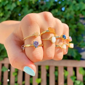 Gold rings are back in stock! We have two beautiful styles available with a variety of different gemstones! ✨💎✨